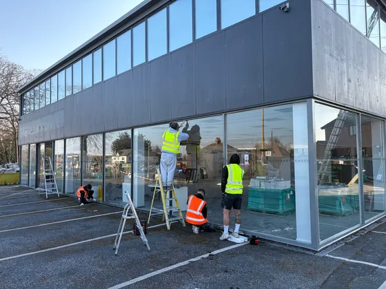 Sellsmith commercial decorators at work